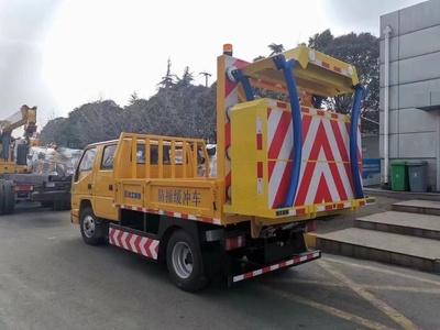 增城防撞缓冲车出租 高效保障道路施工安全